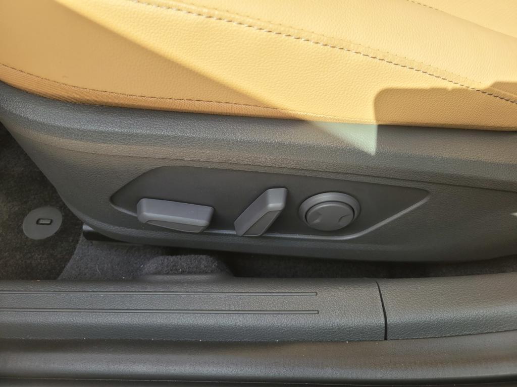 new 2025 Hyundai Sonata Hybrid car, priced at $36,875