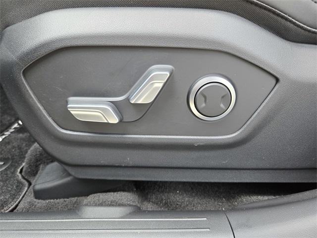 new 2025 Hyundai SANTA FE HEV car, priced at $38,444