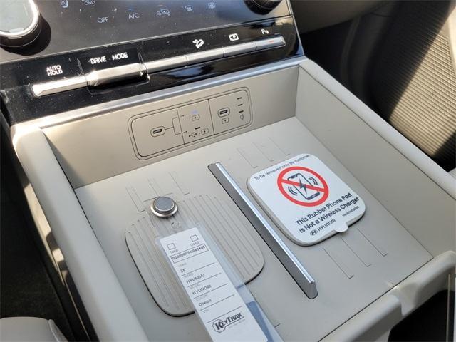 new 2025 Hyundai SANTA FE HEV car, priced at $33,550