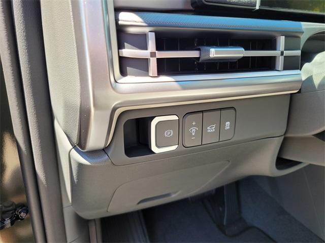 new 2025 Hyundai SANTA FE HEV car, priced at $33,550