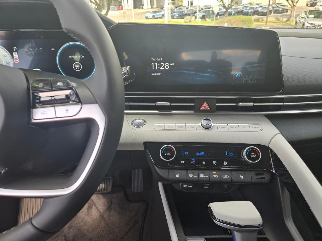 new 2025 Hyundai Elantra car, priced at $25,970