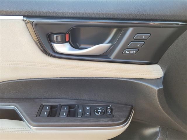 used 2018 Honda Clarity Plug-In Hybrid car, priced at $15,994