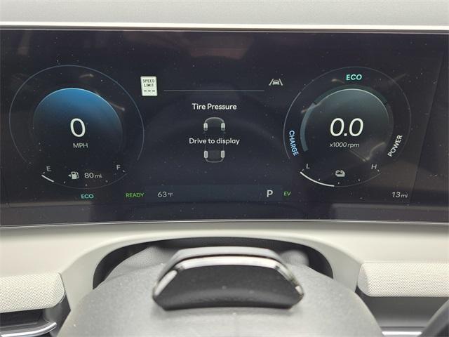 new 2025 Hyundai TUCSON Hybrid car, priced at $42,055