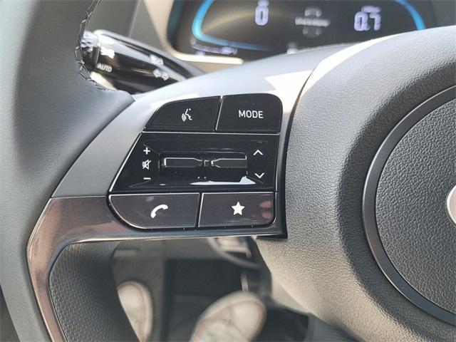 new 2025 Hyundai Elantra car, priced at $23,000