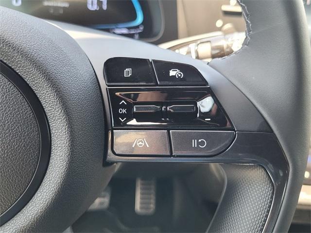 new 2025 Hyundai Elantra car, priced at $23,000