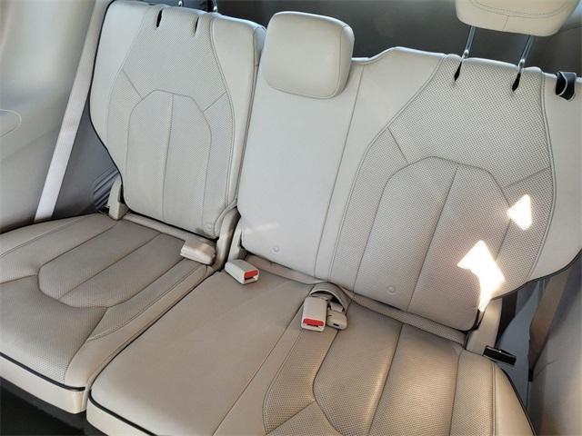 used 2017 Chrysler Pacifica Hybrid car, priced at $16,992