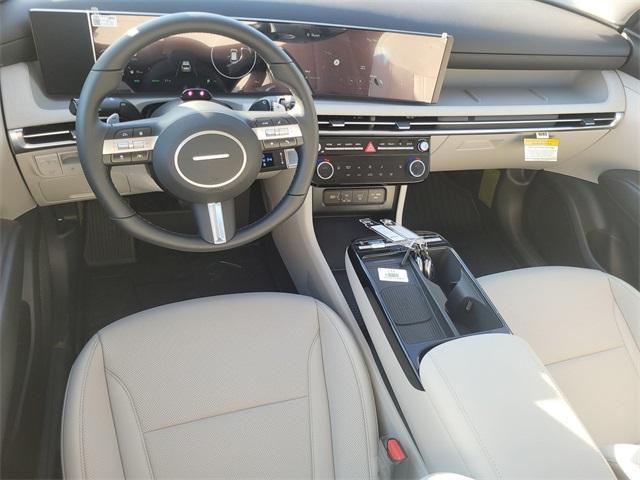 new 2025 Hyundai TUCSON Hybrid car, priced at $38,560