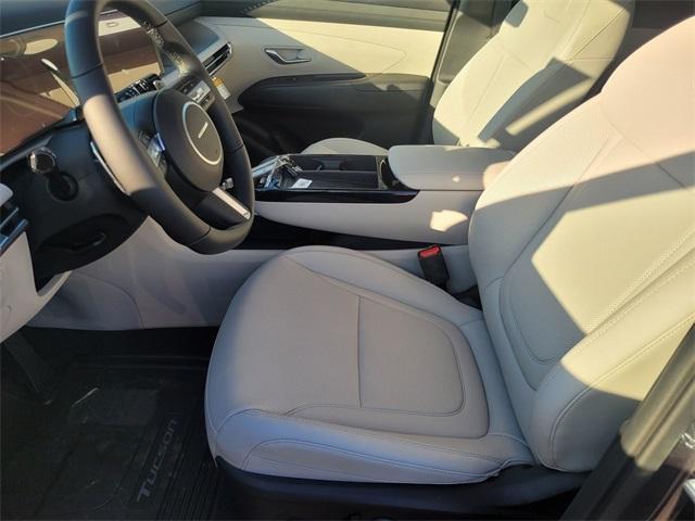 new 2025 Hyundai TUCSON Hybrid car, priced at $38,560