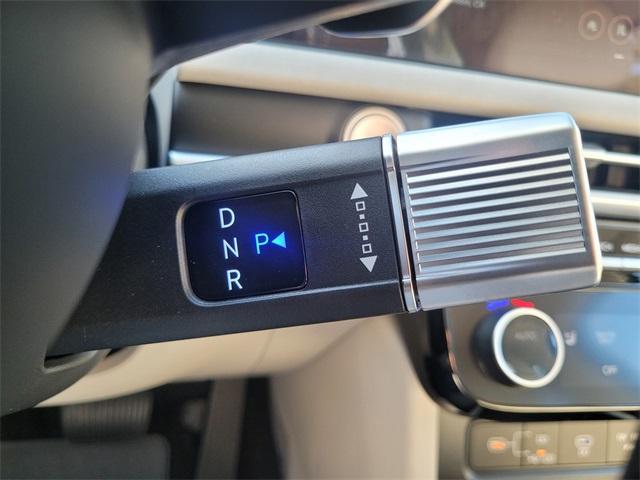 new 2025 Hyundai TUCSON Hybrid car, priced at $38,560