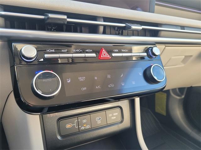 new 2025 Hyundai TUCSON Hybrid car, priced at $38,560