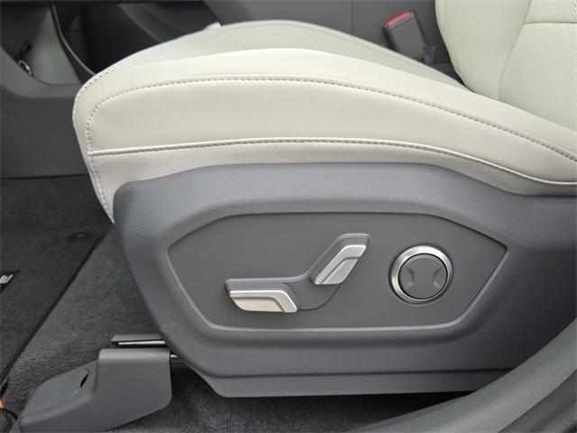 new 2025 Hyundai Santa Fe car, priced at $35,165
