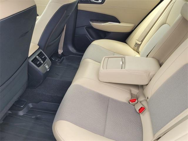 used 2019 Honda Clarity Plug-In Hybrid car, priced at $15,893