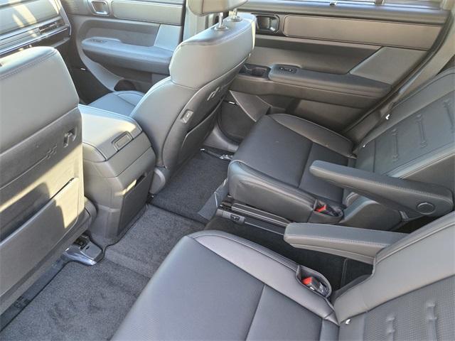 new 2024 Hyundai Santa Fe car, priced at $46,500