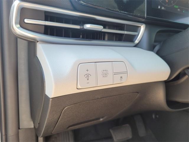 new 2025 Hyundai ELANTRA HEV car, priced at $28,370
