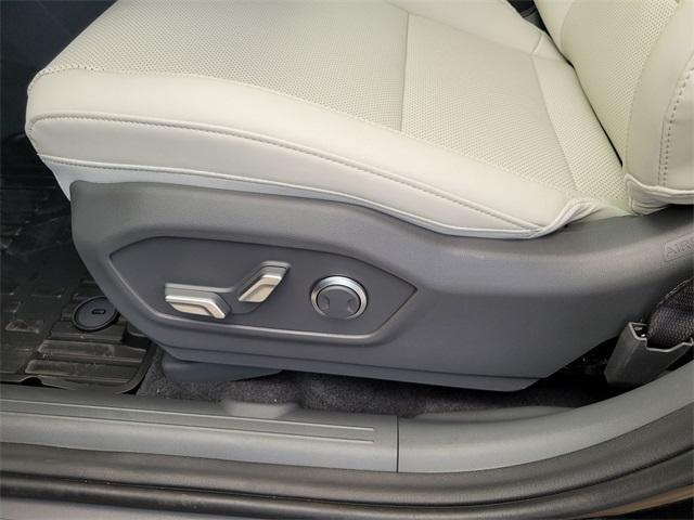 new 2026 Hyundai SANTA FE HEV car