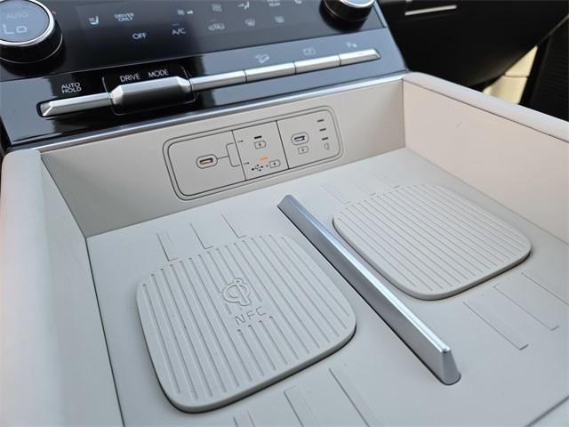 new 2025 Hyundai SANTA FE HEV car, priced at $38,444