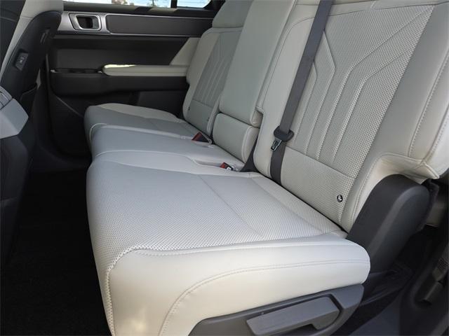 new 2025 Hyundai SANTA FE HEV car, priced at $38,444