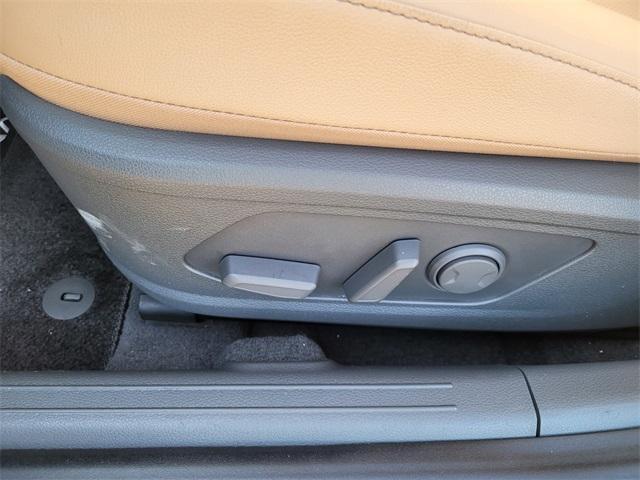 new 2025 Hyundai Sonata Hybrid car, priced at $38,030