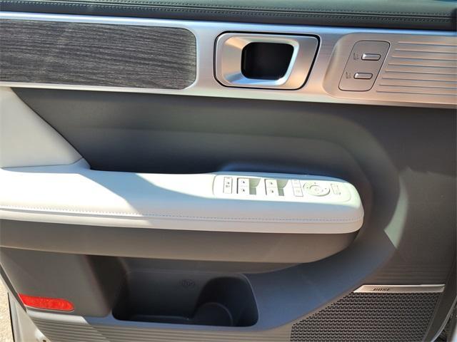 new 2025 Hyundai SANTA FE HEV car, priced at $40,534
