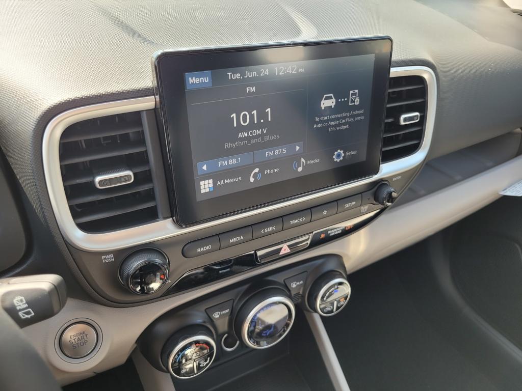 new 2025 Hyundai Venue car, priced at $22,735