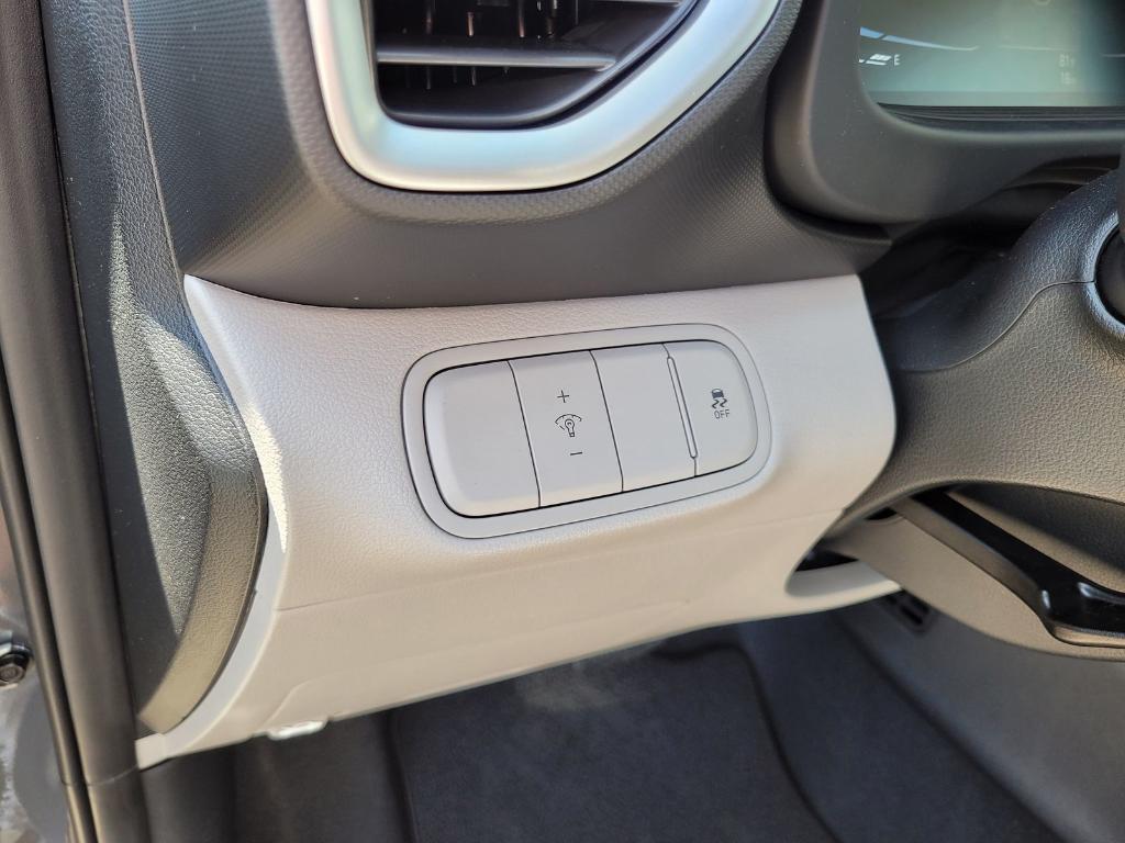 new 2025 Hyundai Venue car, priced at $22,735