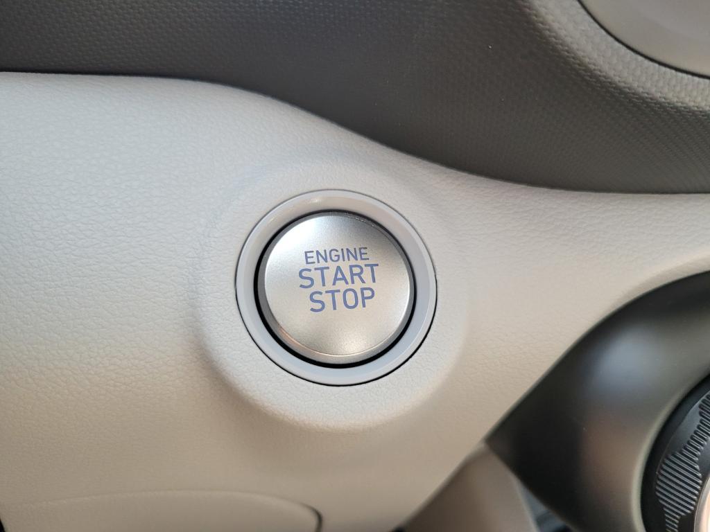 new 2025 Hyundai Venue car, priced at $22,735