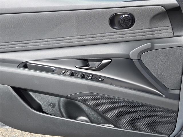 new 2025 Hyundai ELANTRA HEV car, priced at $28,205