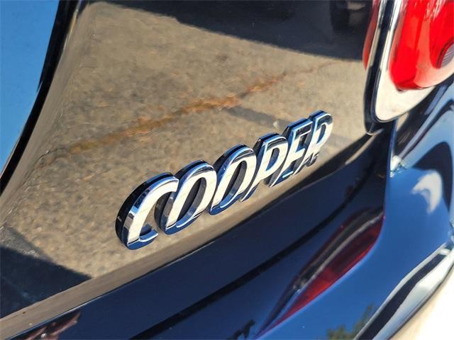 used 2019 MINI Hardtop car, priced at $18,492