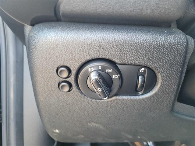 used 2019 MINI Hardtop car, priced at $18,492