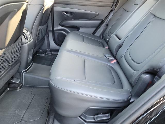 new 2025 Hyundai TUCSON Hybrid car, priced at $37,045