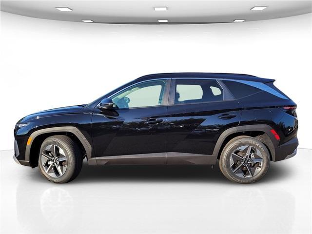 new 2025 Hyundai TUCSON Hybrid car, priced at $37,045