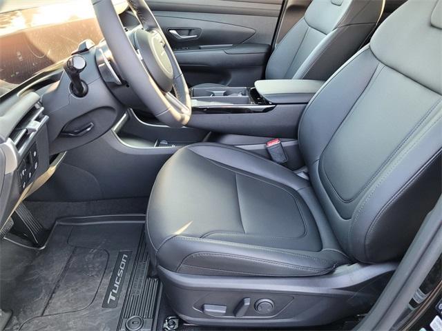new 2025 Hyundai TUCSON Hybrid car, priced at $37,045