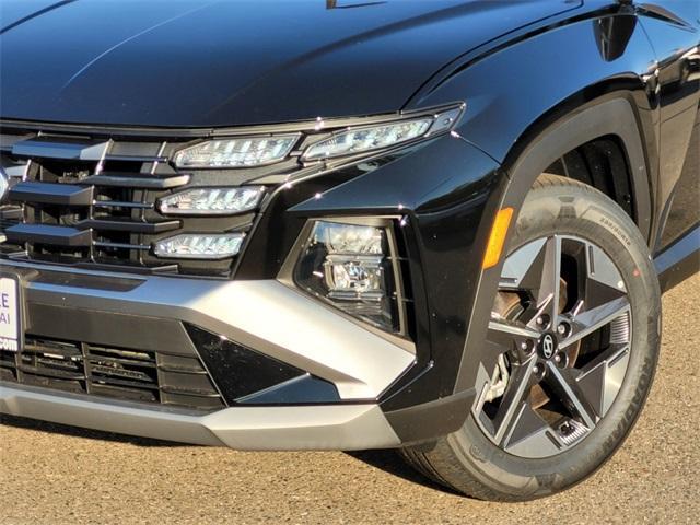 new 2025 Hyundai TUCSON Hybrid car, priced at $37,045
