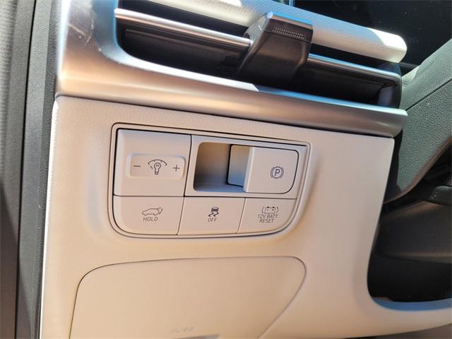 new 2025 Hyundai TUCSON Hybrid car, priced at $38,560