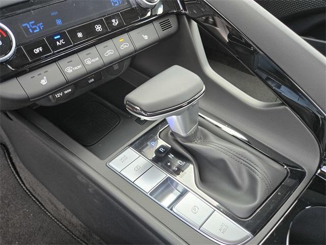 new 2025 Hyundai Elantra car