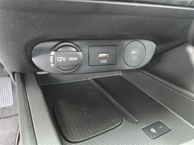 new 2025 Hyundai Elantra car