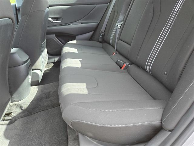 new 2025 Hyundai Elantra car