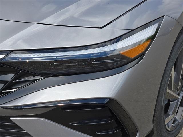 new 2025 Hyundai Elantra car