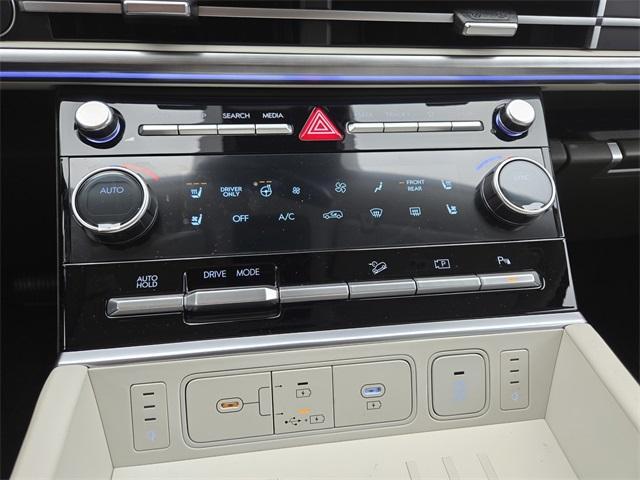 new 2025 Hyundai SANTA FE HEV car, priced at $48,989