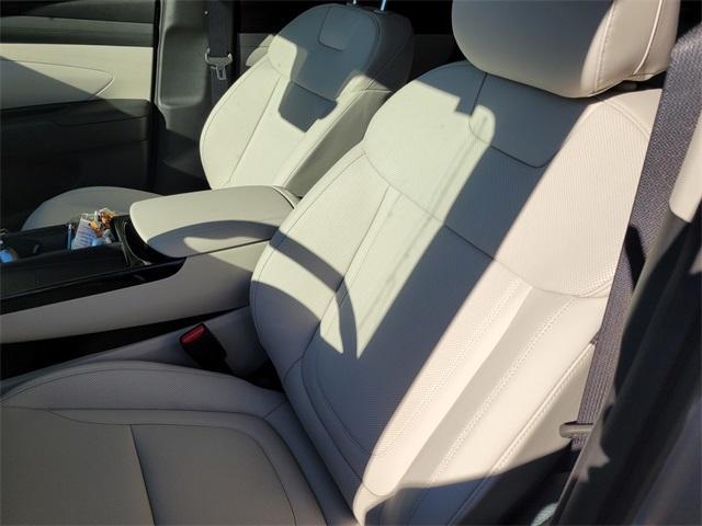 new 2026 Hyundai TUCSON Hybrid car