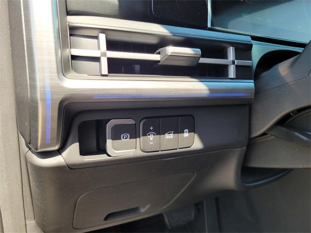 new 2025 Hyundai SANTA FE HEV car, priced at $44,894