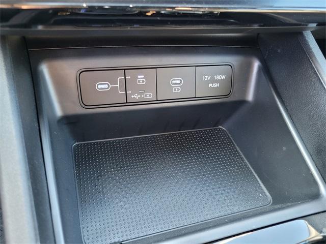 new 2025 Hyundai SANTA CRUZ car, priced at $32,250