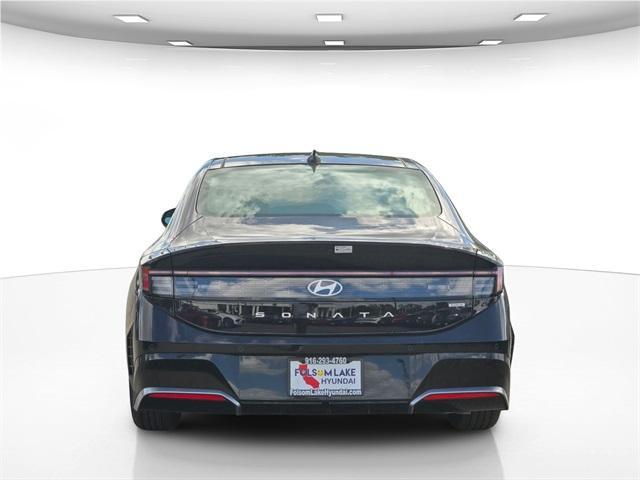 new 2025 Hyundai Sonata Hybrid car, priced at $37,040