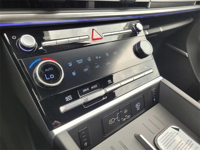 new 2026 Hyundai SANTA FE HEV car