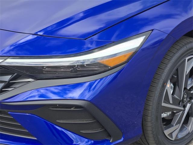 new 2025 Hyundai ELANTRA HEV car, priced at $28,205