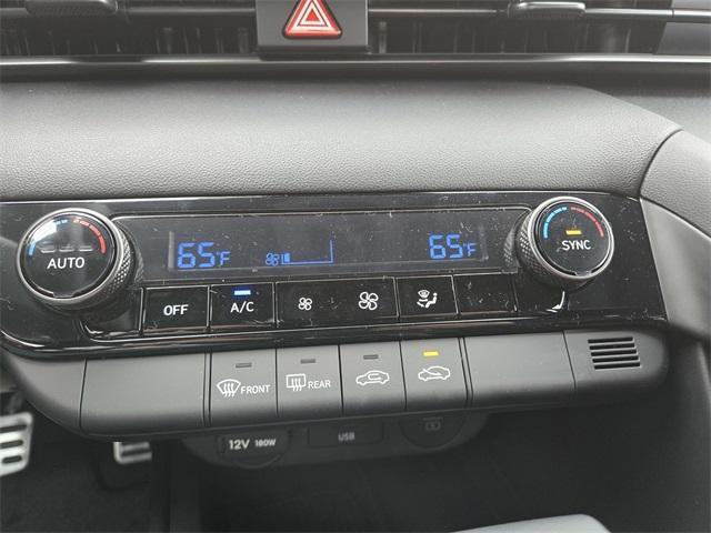 new 2025 Hyundai Elantra car, priced at $23,940