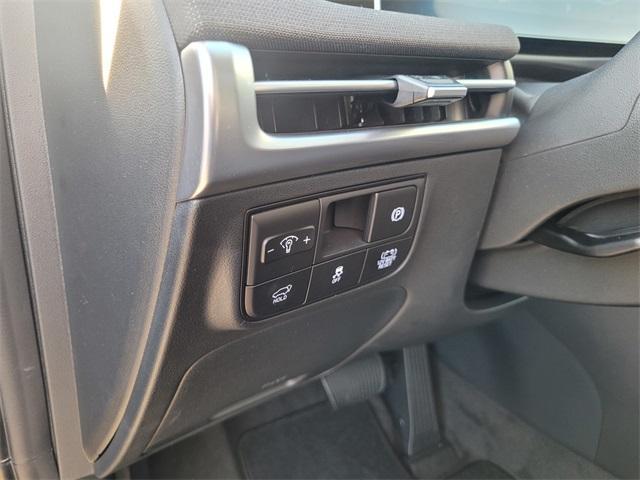 new 2025 Hyundai TUCSON Hybrid car, priced at $42,255