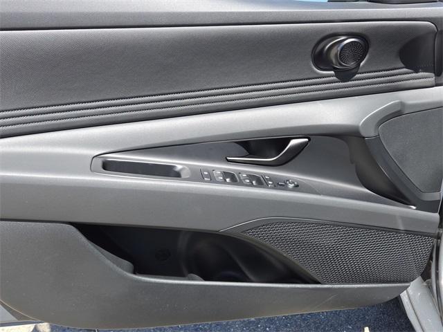 new 2025 Hyundai Elantra car, priced at $23,760