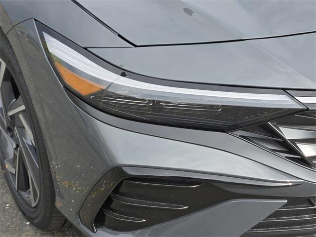 new 2025 Hyundai Elantra car, priced at $27,175