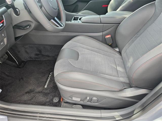 new 2025 Hyundai Sonata car, priced at $29,920